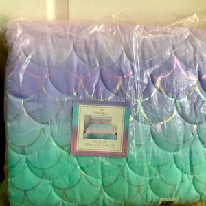 NEW FULL SIZE MERMAID QUILT WITH 2 PILLOW SHAMS SET